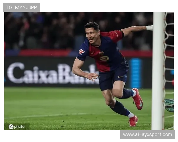 巴塞罗那—莱万多夫斯基回合迅速补射得分